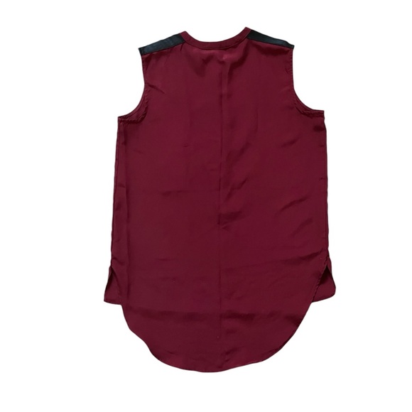 Maroon top sleeveless - Picture 2 of 3